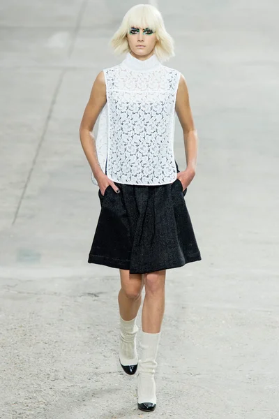 Look 66